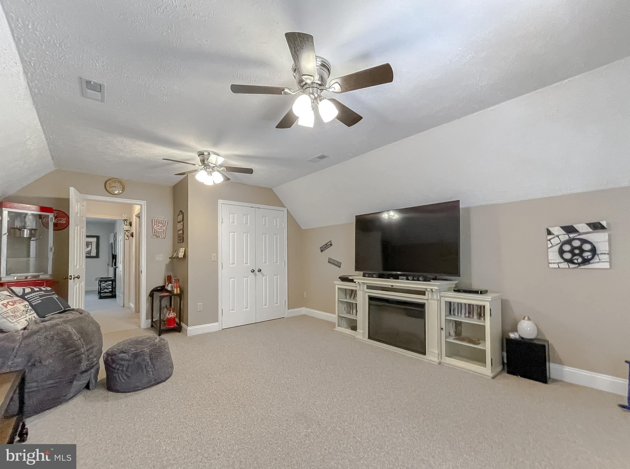 PORTOBELLO ESTATES - Residential