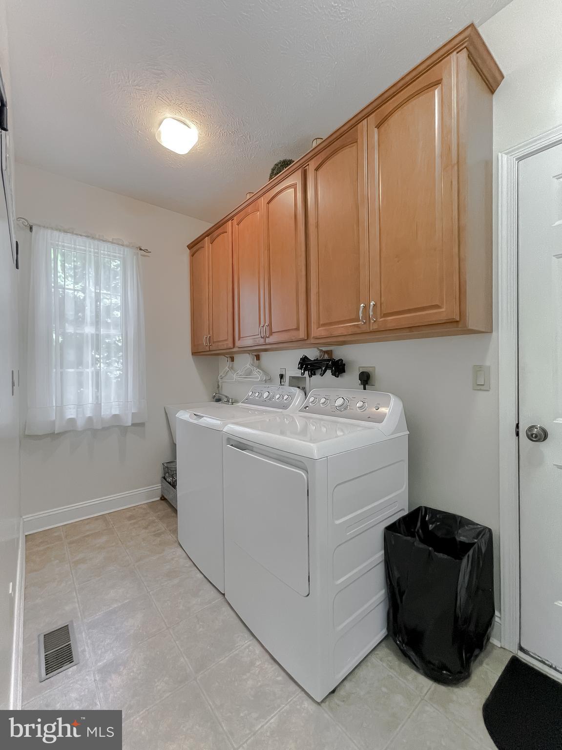 PORTOBELLO ESTATES - Residential