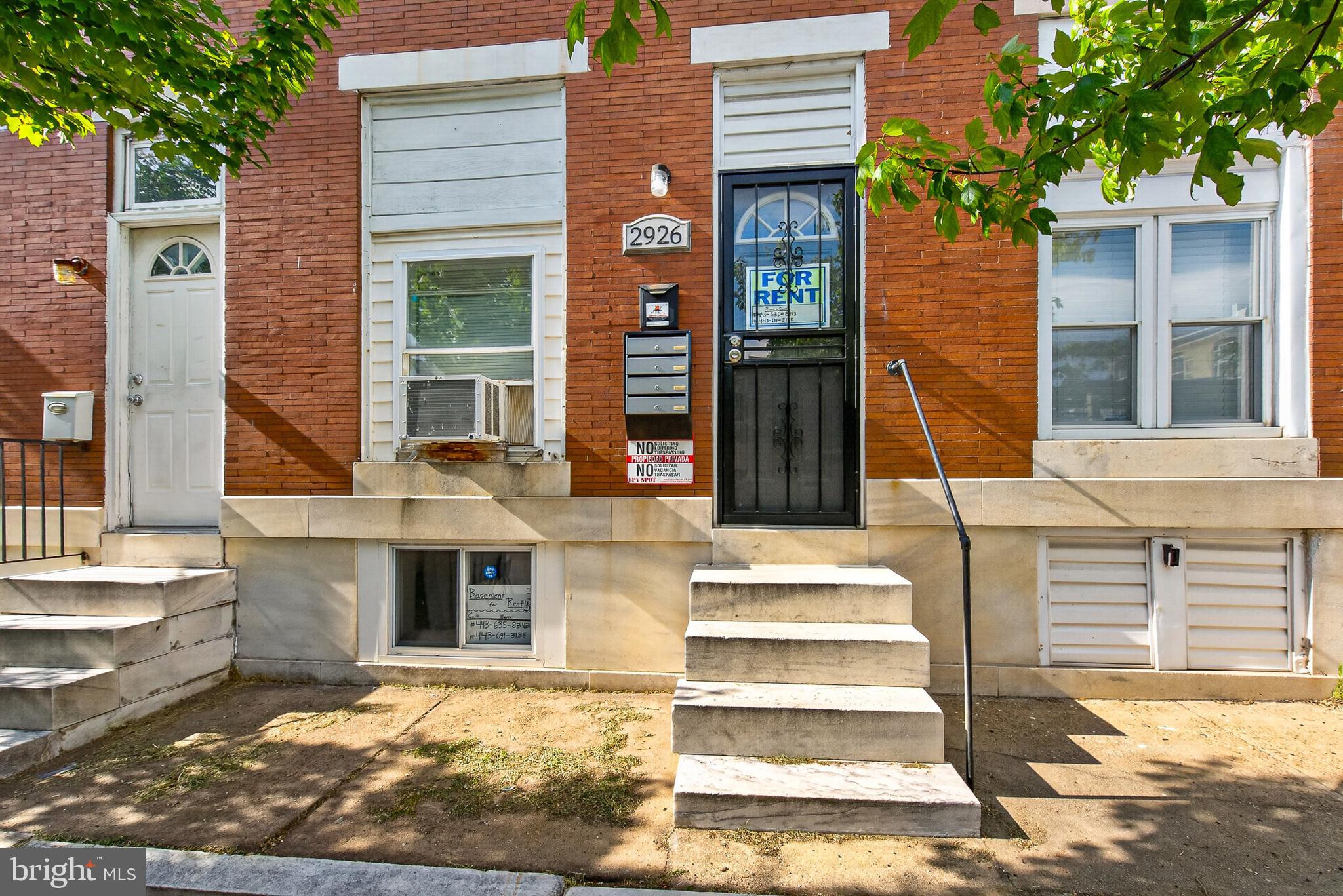 2926 E FAYETTE STREET