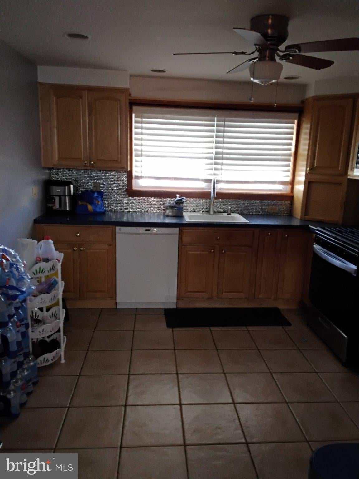 2123 RAVENWOOD ROAD