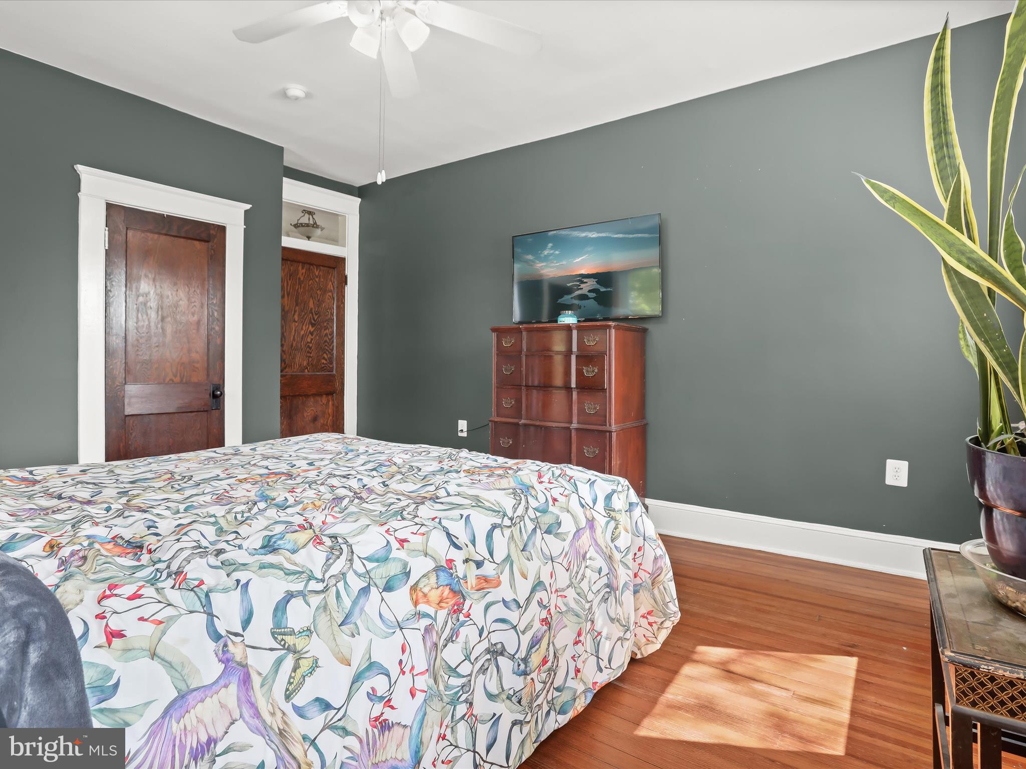 RIDGE GROVE - Residential