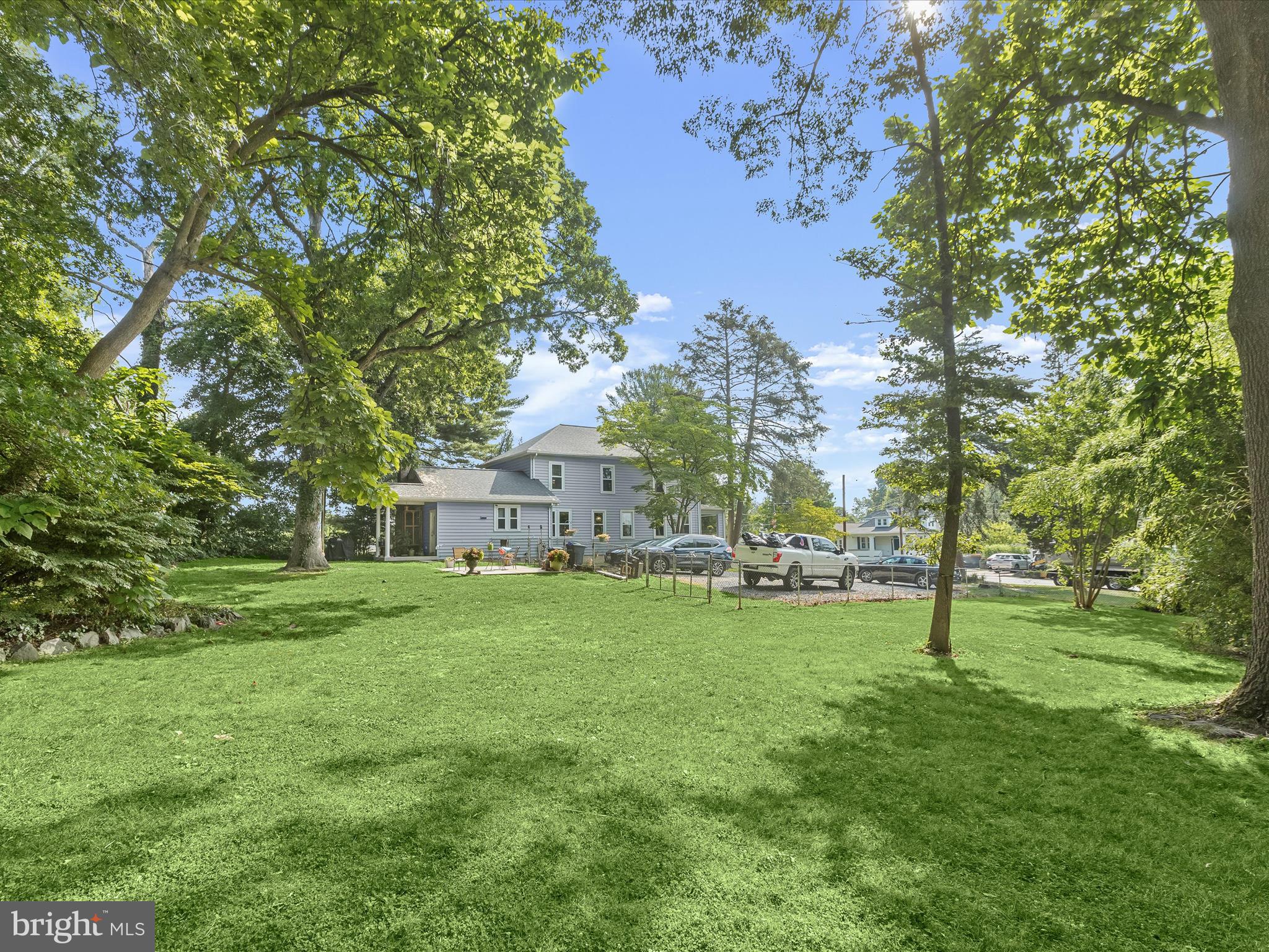 RIDGE GROVE - Residential