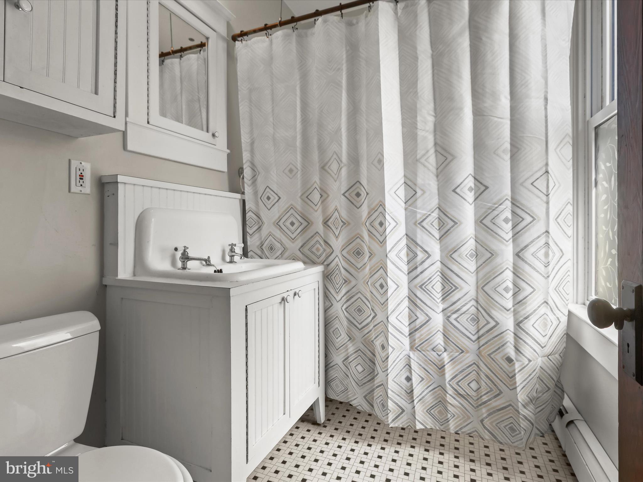 RIDGE GROVE - Residential