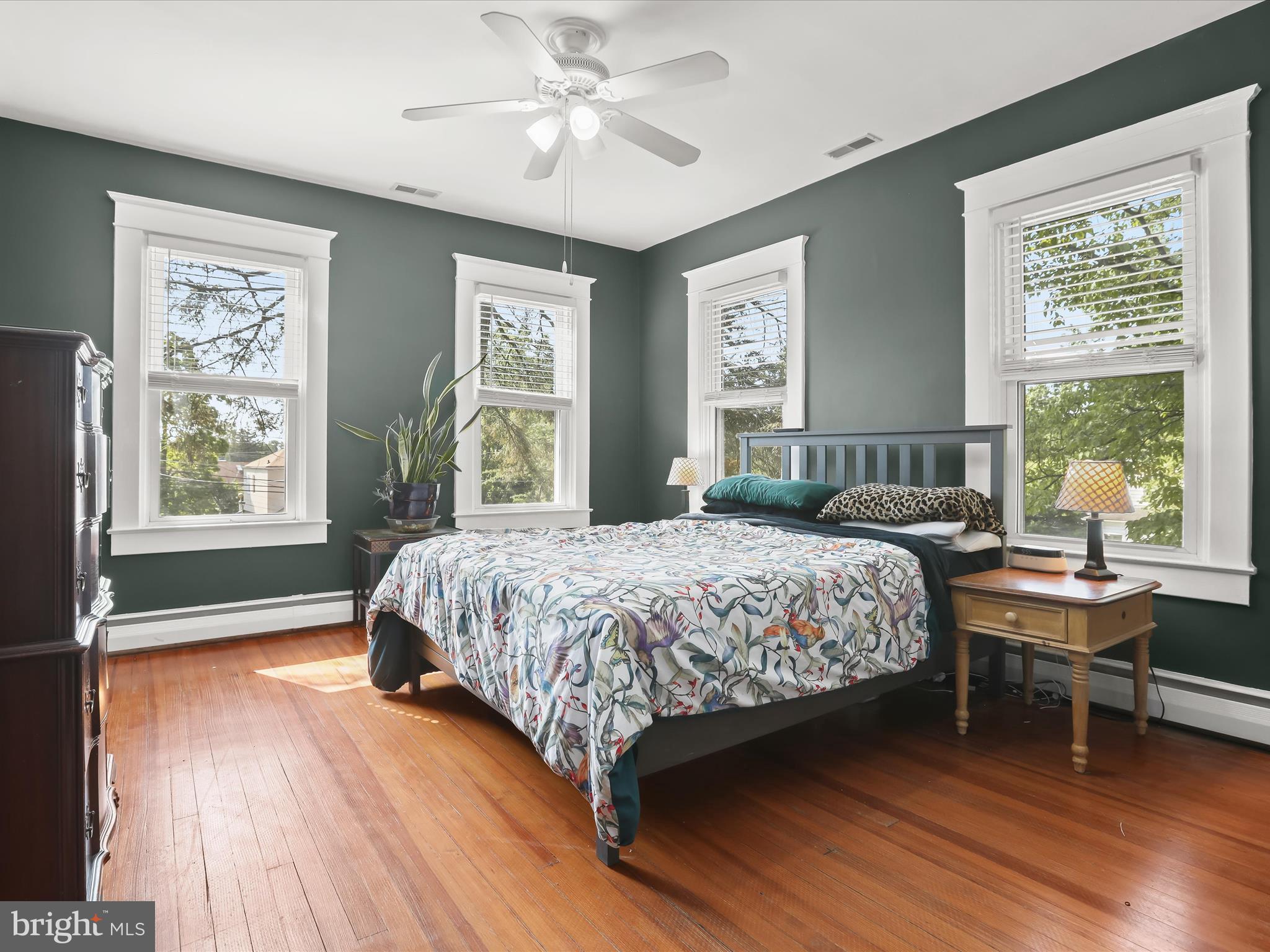 RIDGE GROVE - Residential