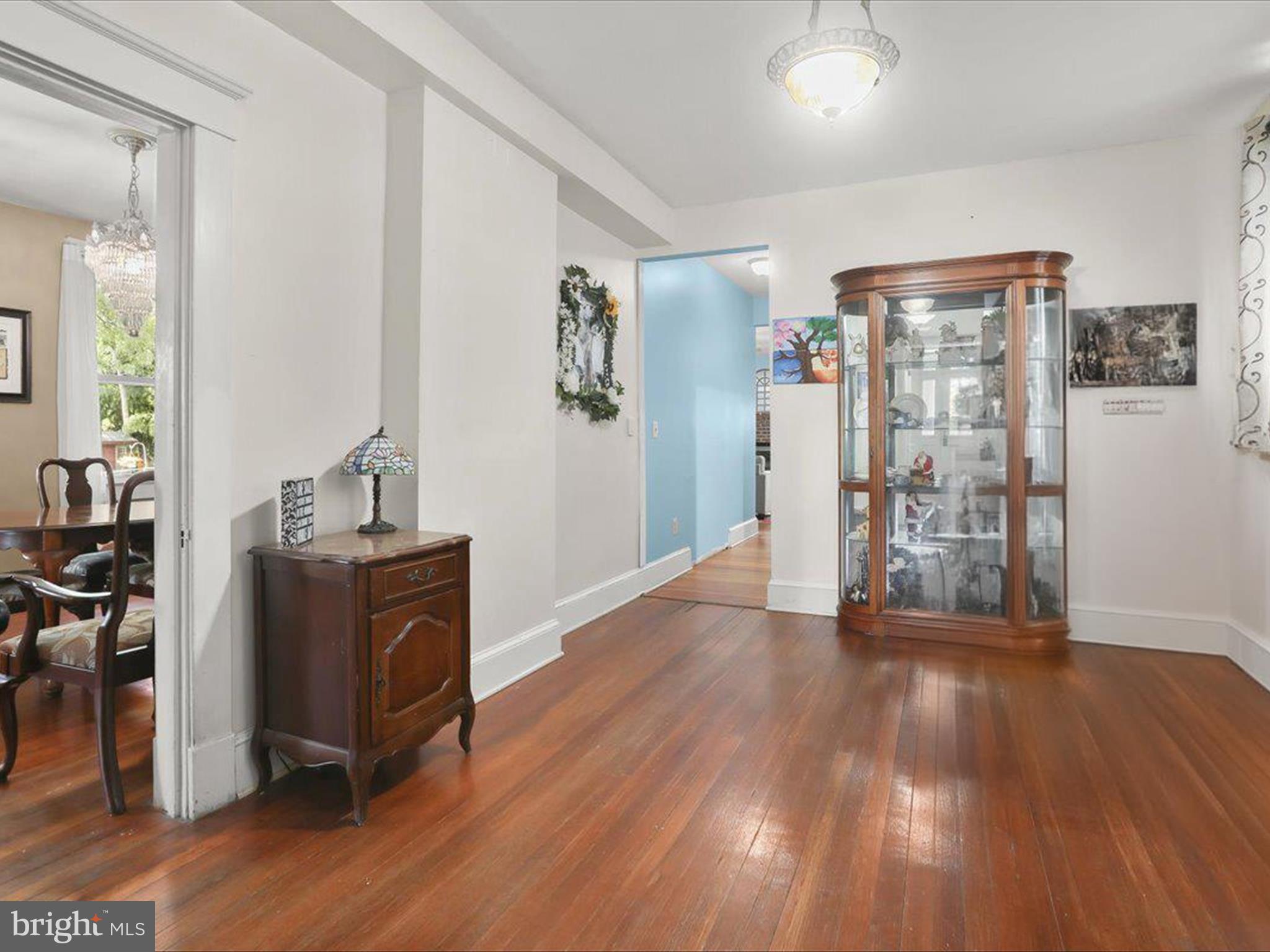 RIDGE GROVE - Residential