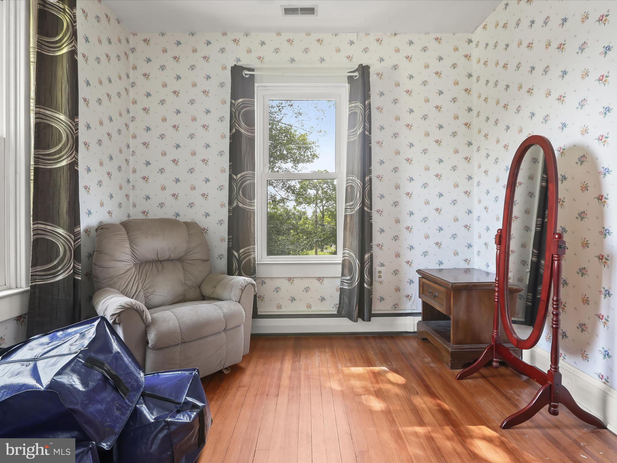 RIDGE GROVE - Residential