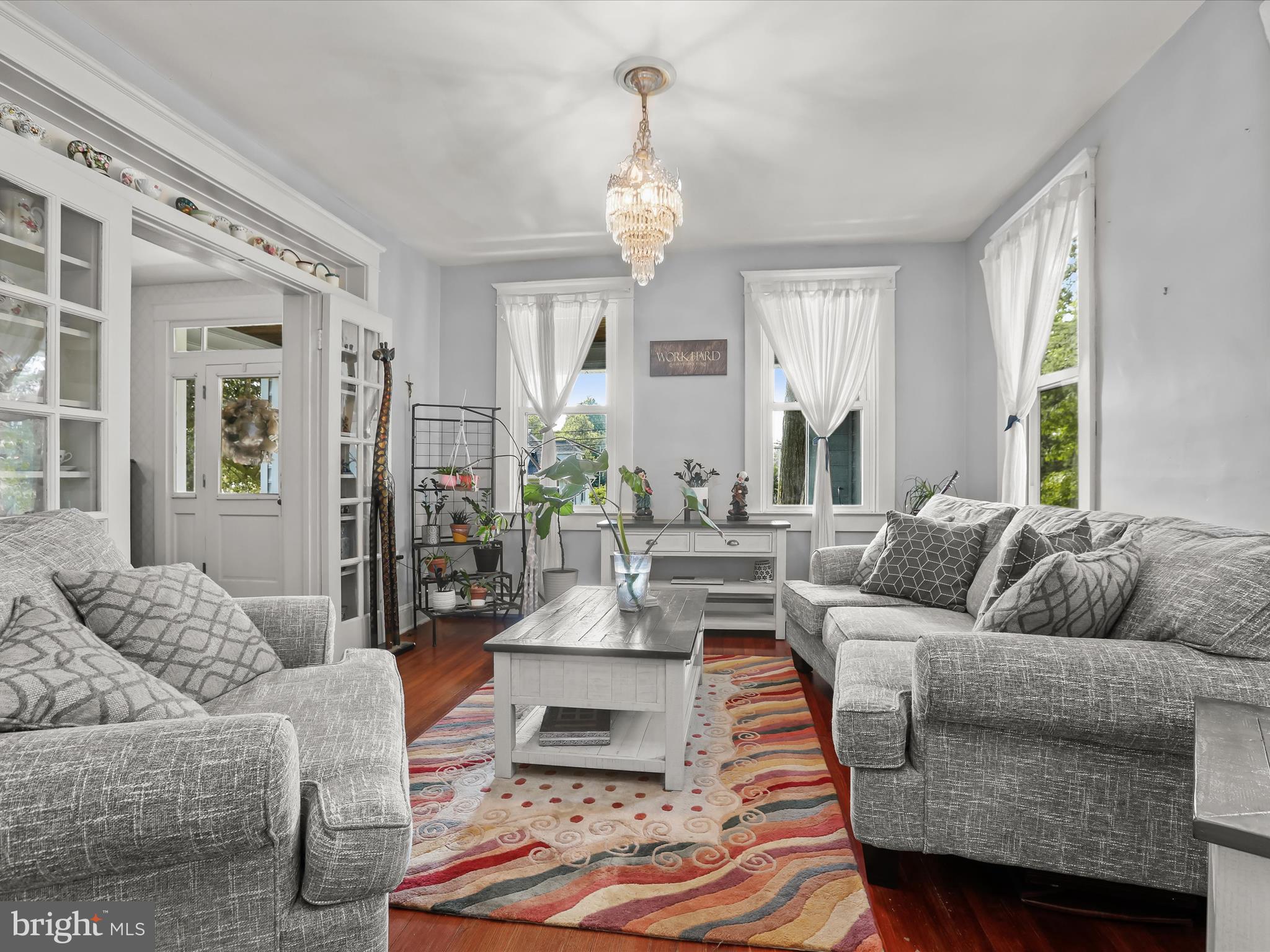 RIDGE GROVE - Residential