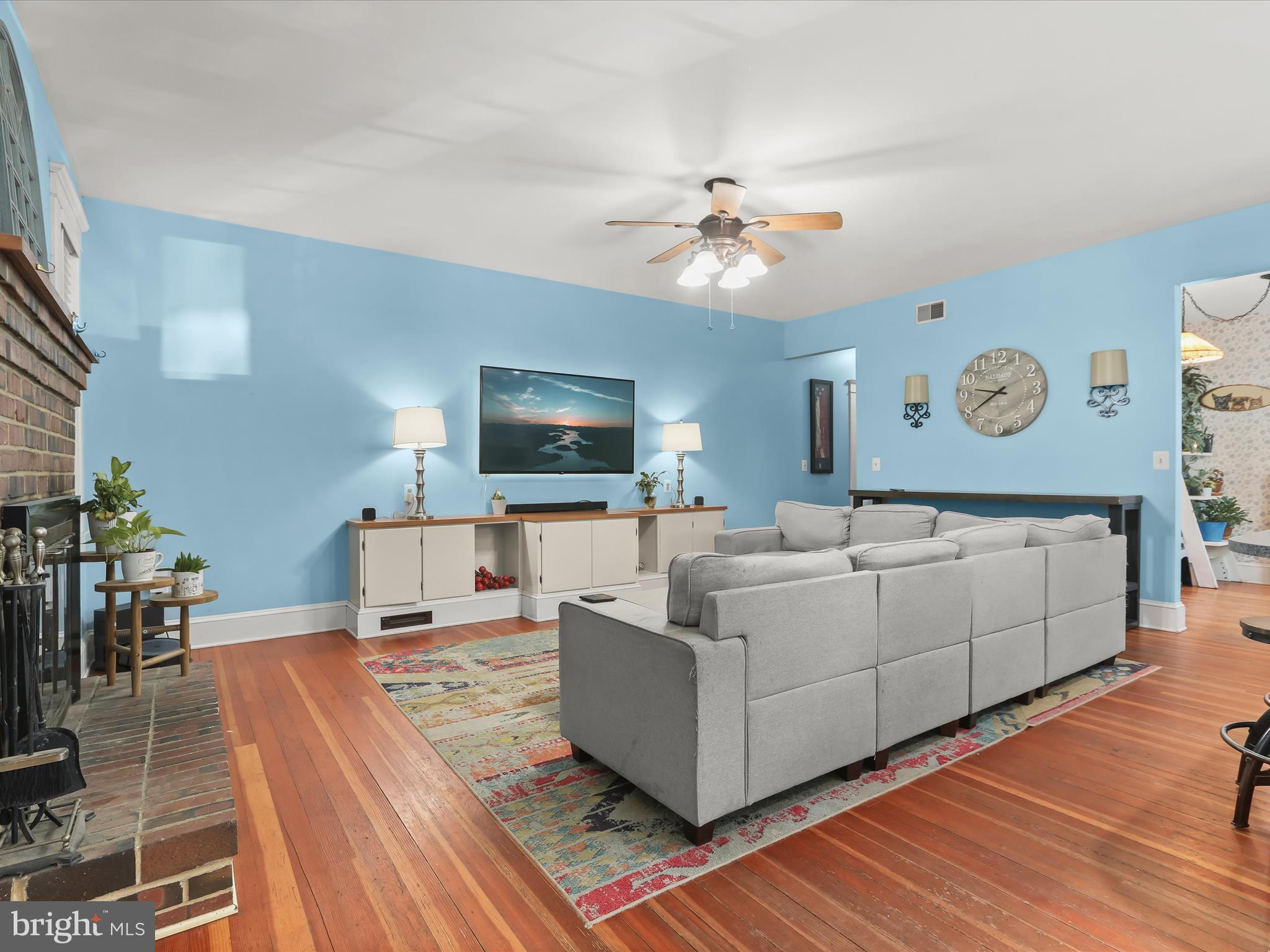 RIDGE GROVE - Residential