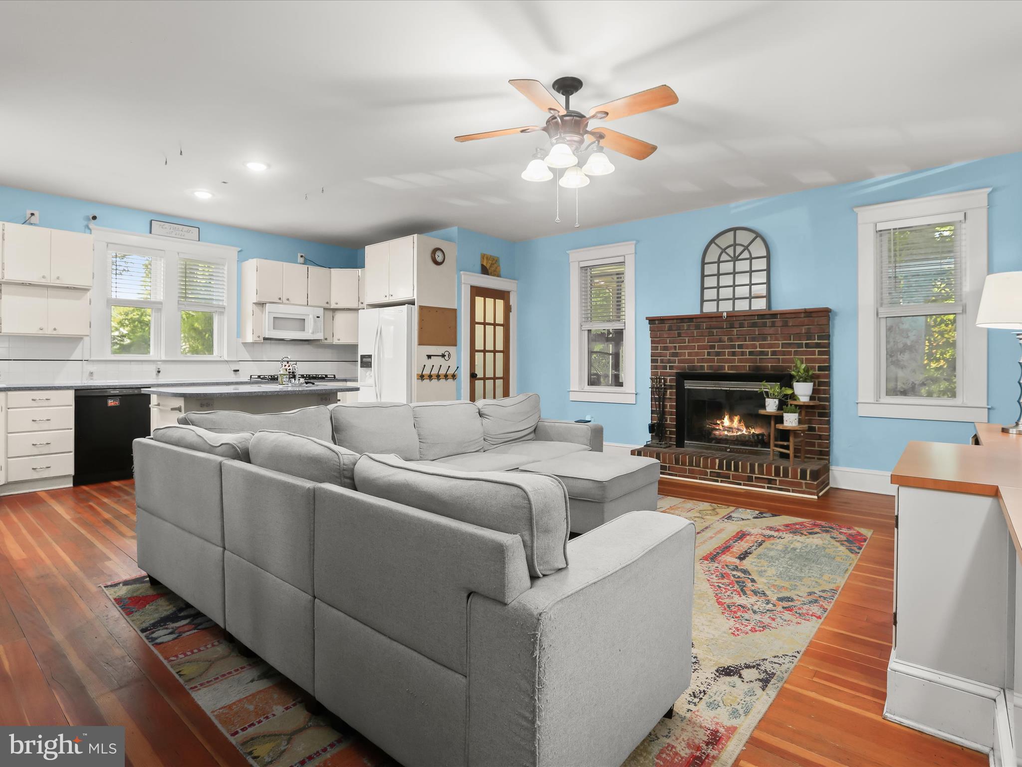 RIDGE GROVE - Residential