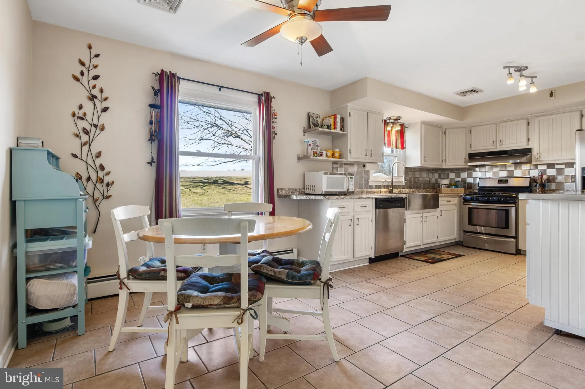 Glen Rock, Pennsylvania 17327, United States, 3 Bedrooms Bedrooms, ,2 BathroomsBathrooms,Residential,Pending,8731