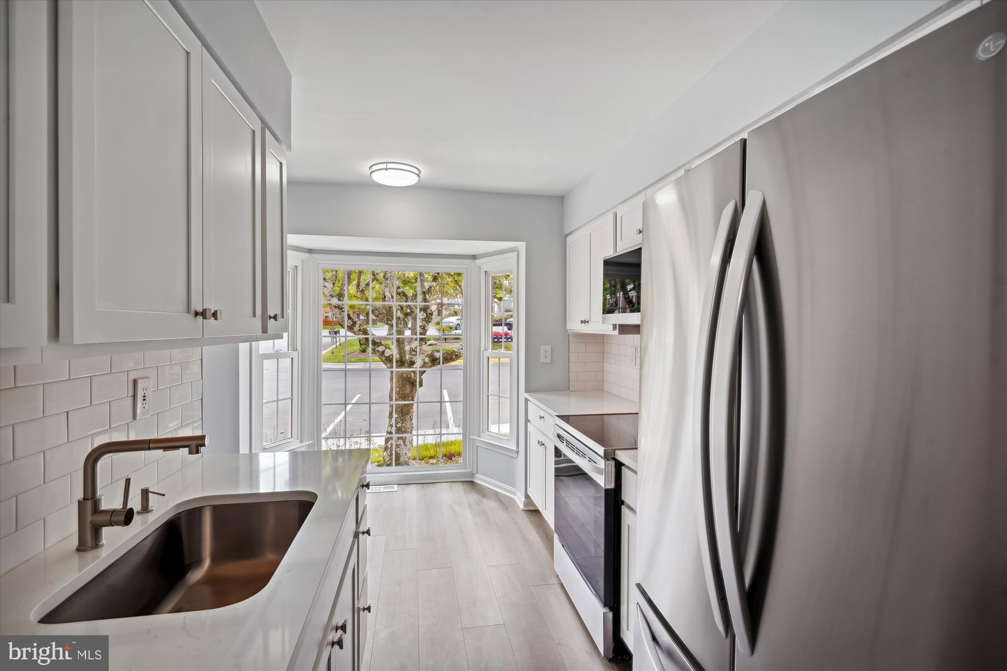 BAY HILLS TANGLEWOOD - Residential