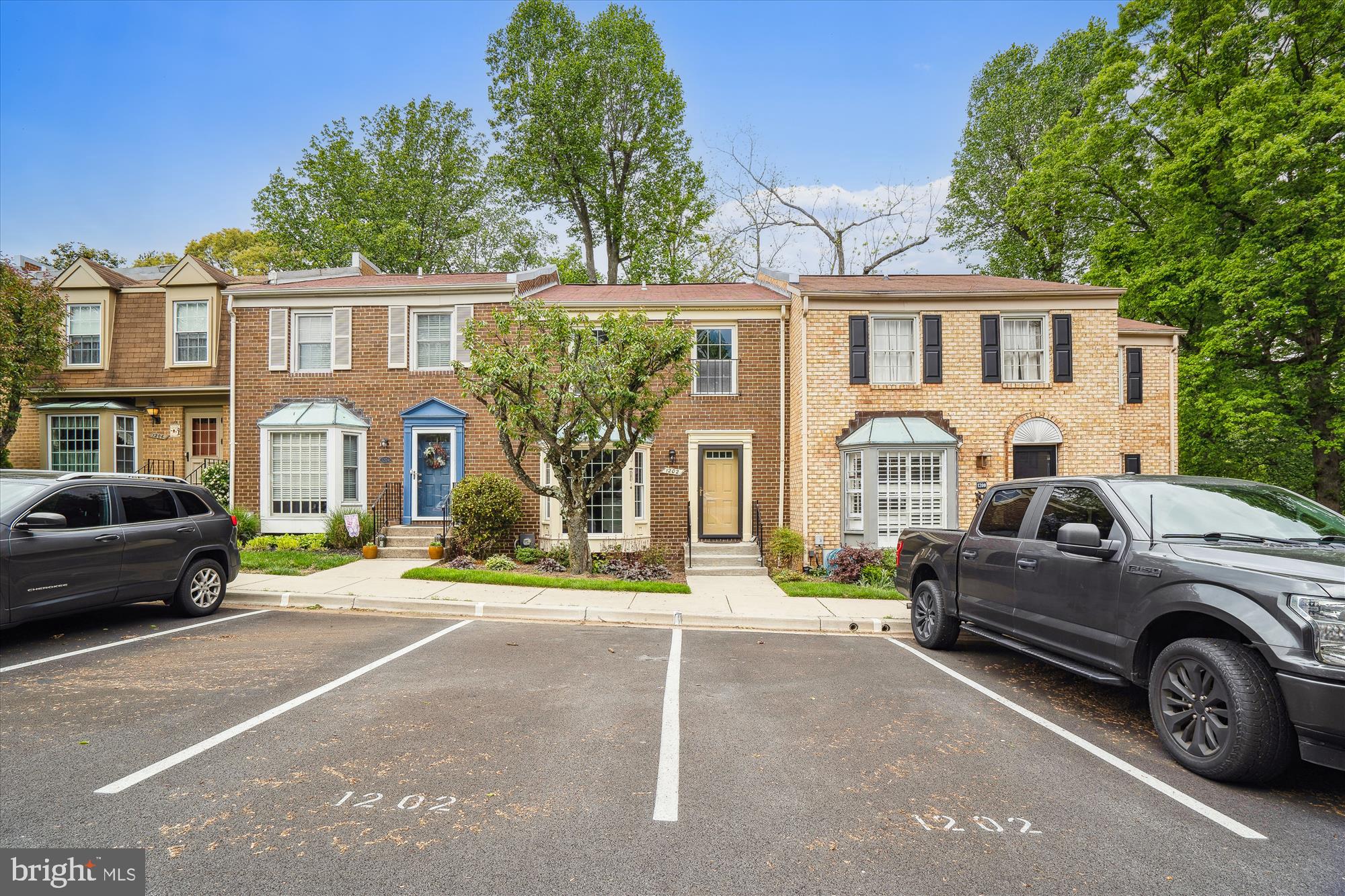 BAY HILLS TANGLEWOOD - Residential