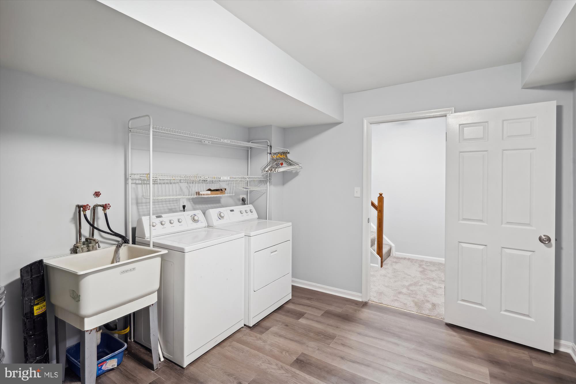 BAY HILLS TANGLEWOOD - Residential