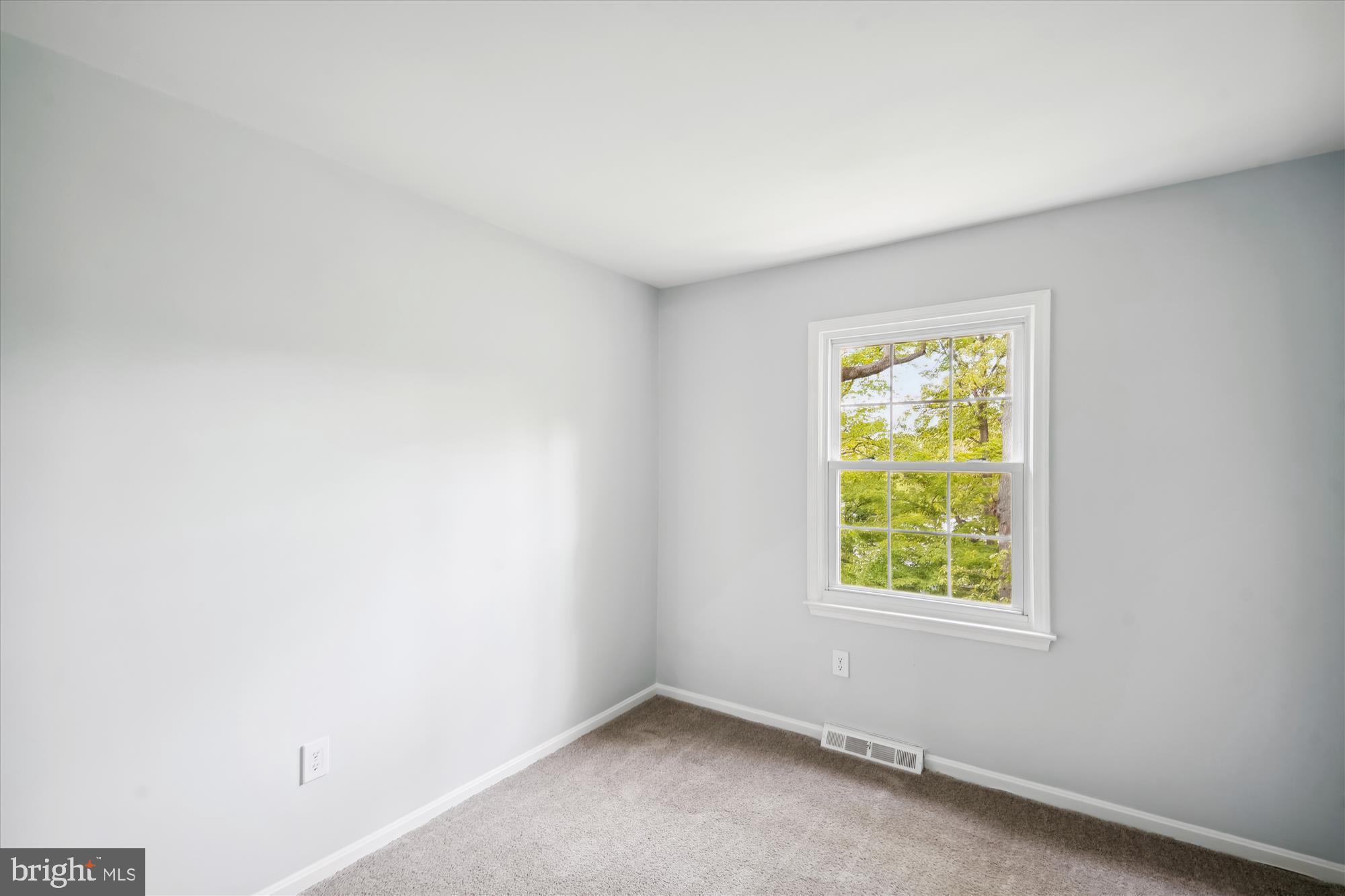 BAY HILLS TANGLEWOOD - Residential