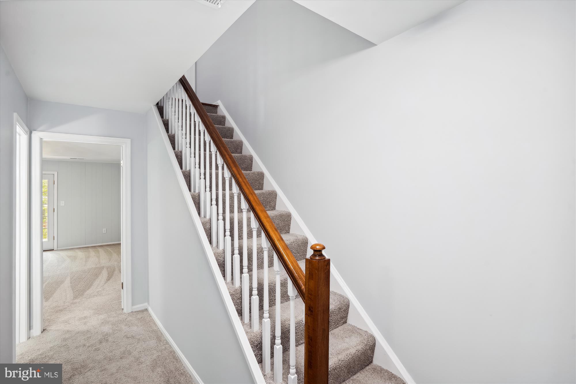 BAY HILLS TANGLEWOOD - Residential