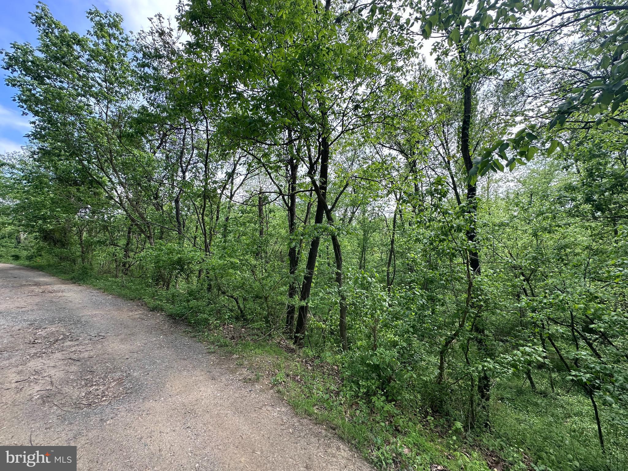 SHALE PIT DRIVE