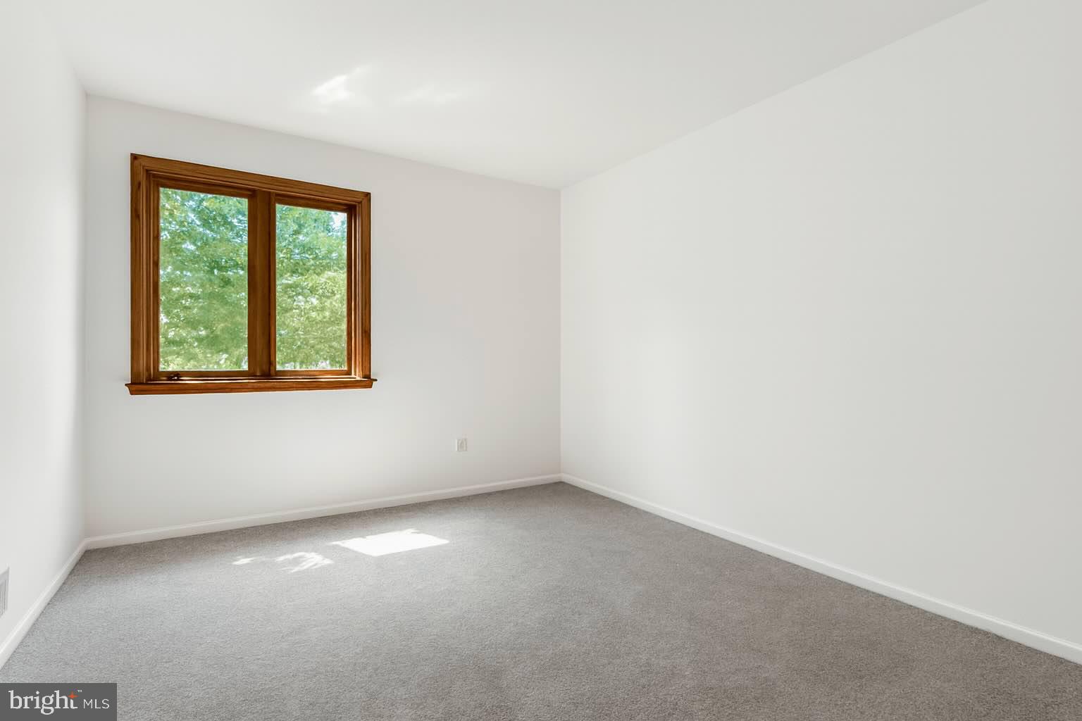 CLIFTON HEIGHTS - Residential Lease