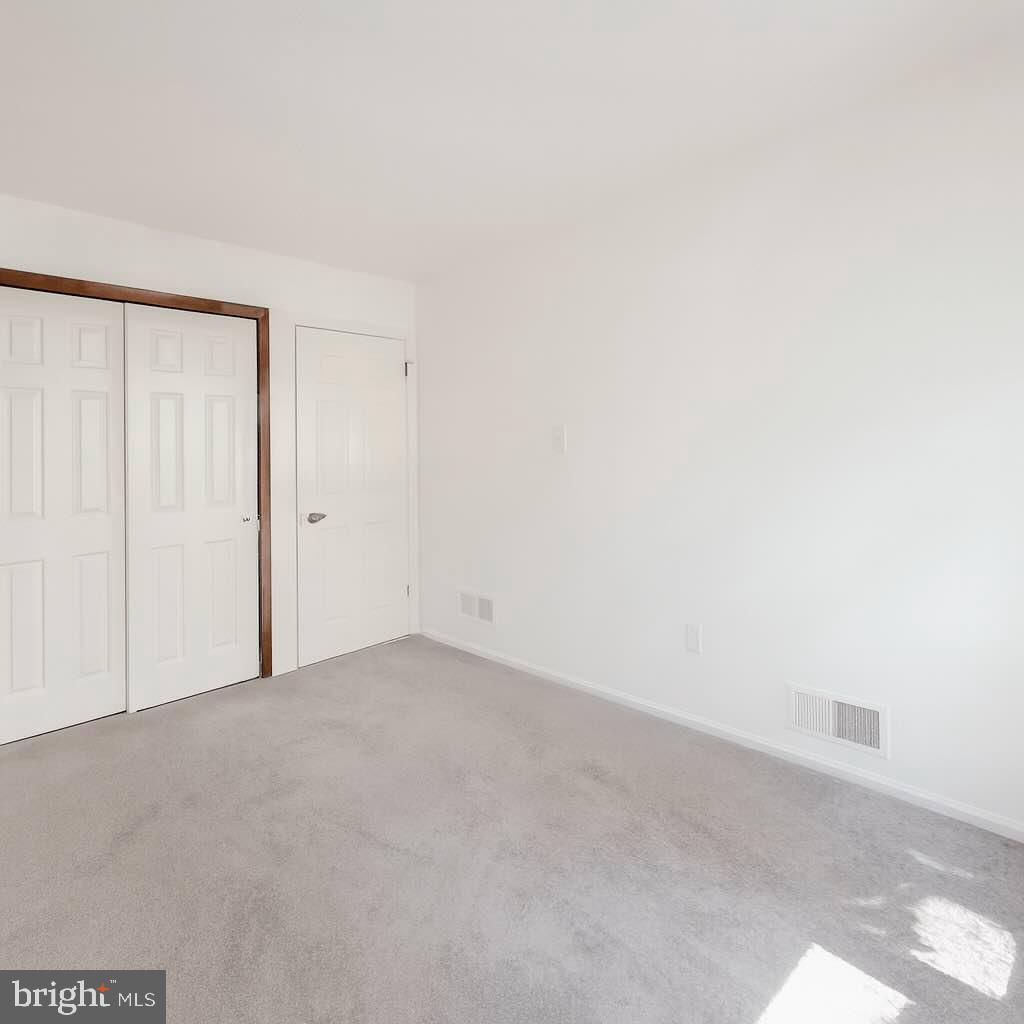 CLIFTON HEIGHTS - Residential Lease