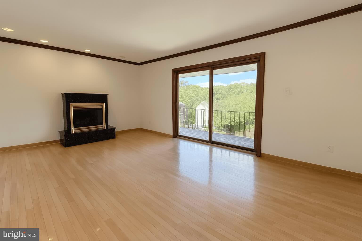 CLIFTON HEIGHTS - Residential Lease