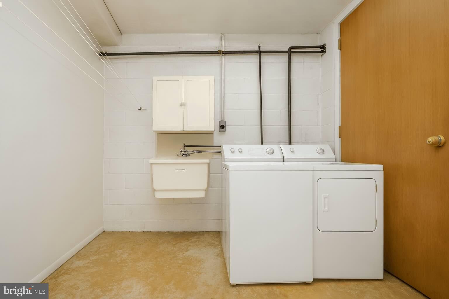 CLIFTON HEIGHTS - Residential Lease