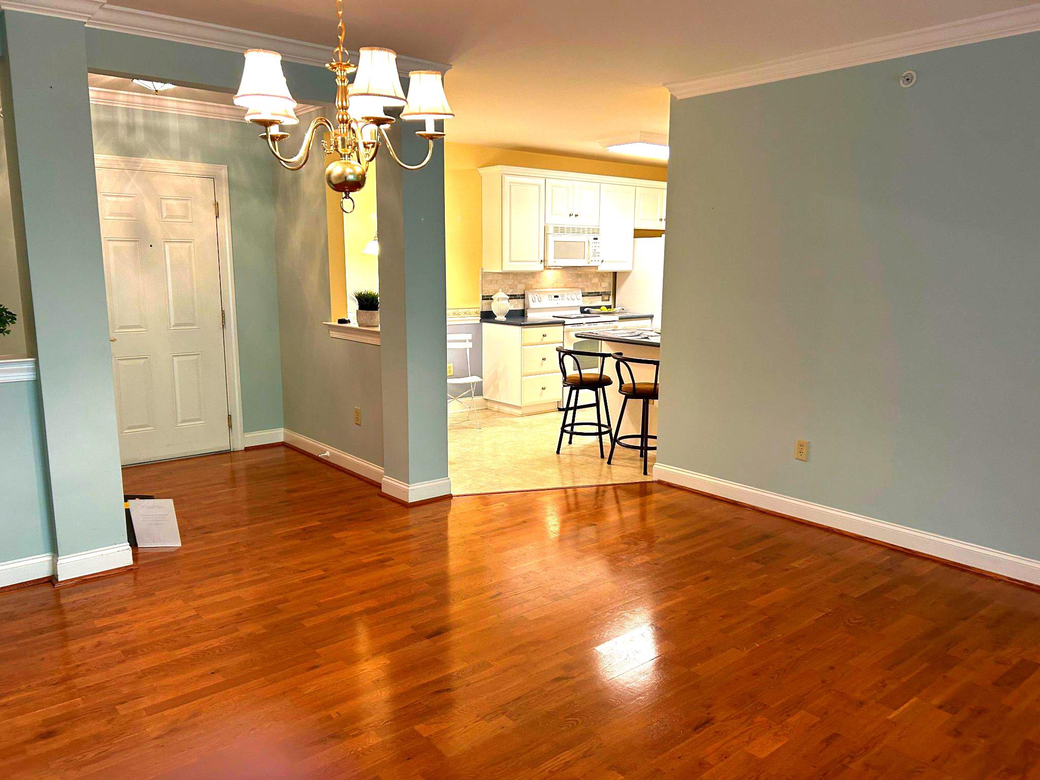 WINDSOR AT GLEN MI - Residential