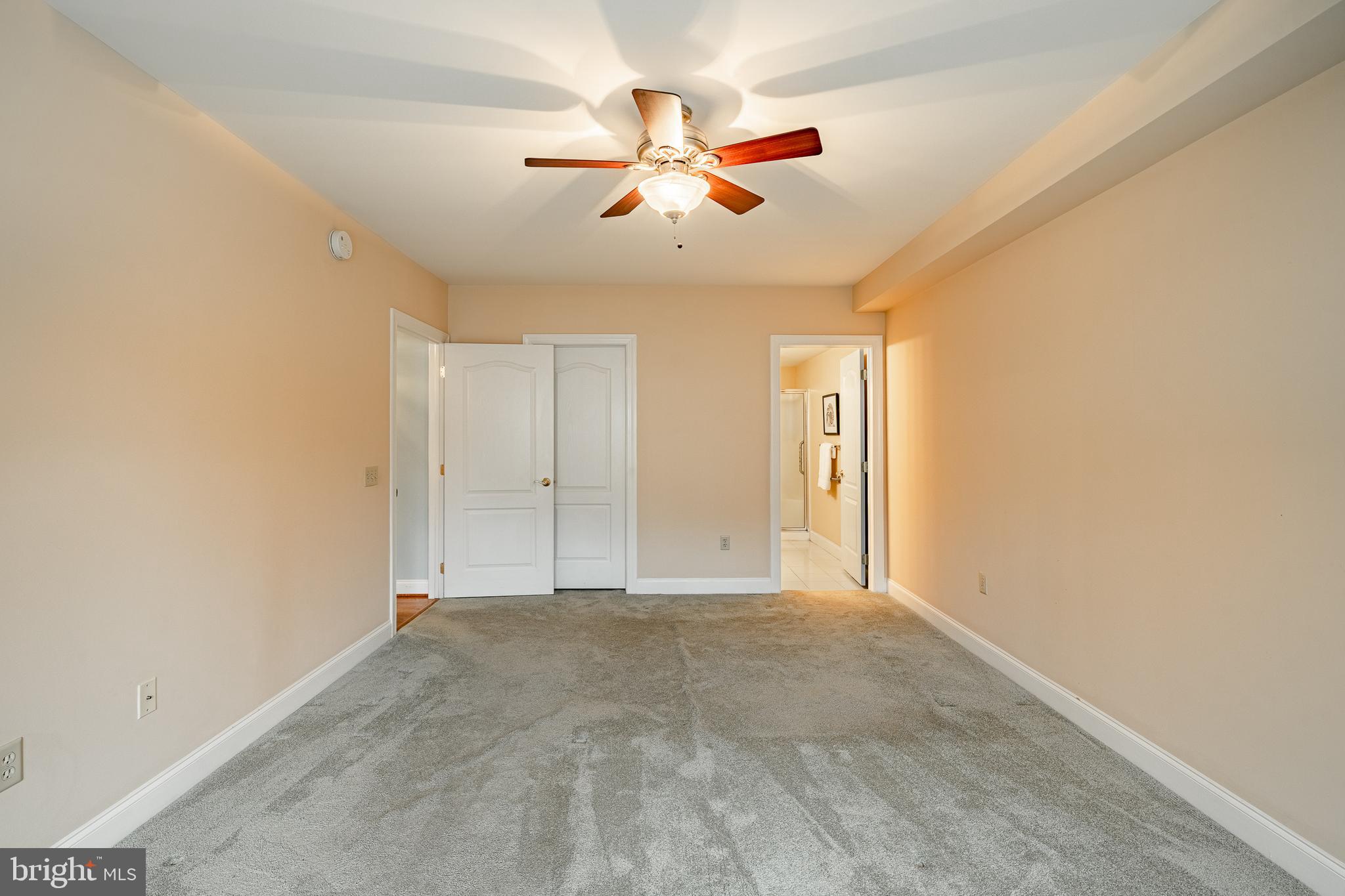 WINDSOR AT GLEN MI - Residential