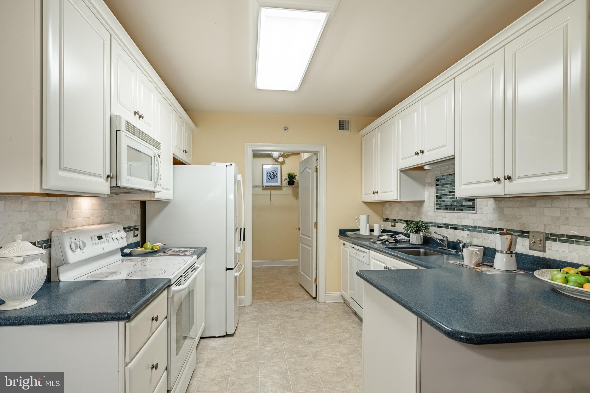 WINDSOR AT GLEN MI - Residential