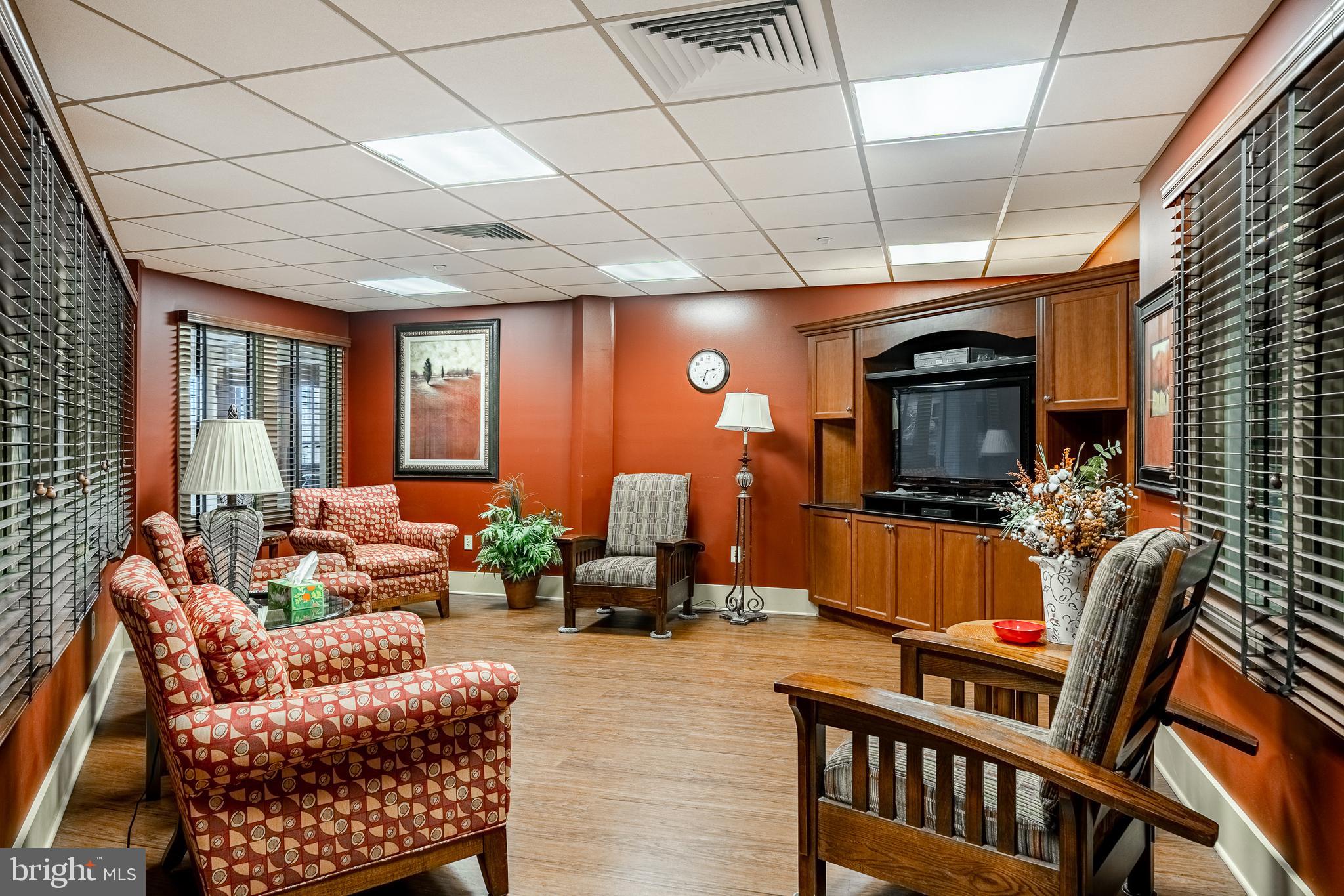 WINDSOR AT GLEN MI - Residential