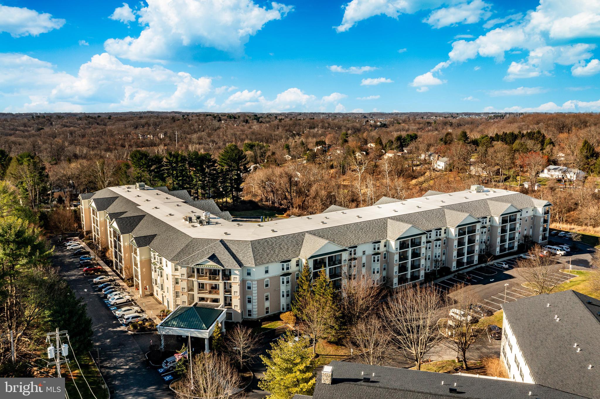 WINDSOR AT GLEN MI - Residential