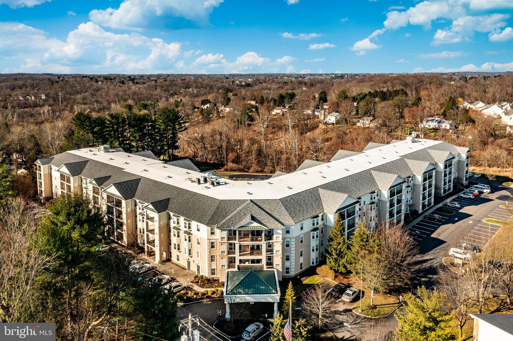 WINDSOR AT GLEN MI - Residential