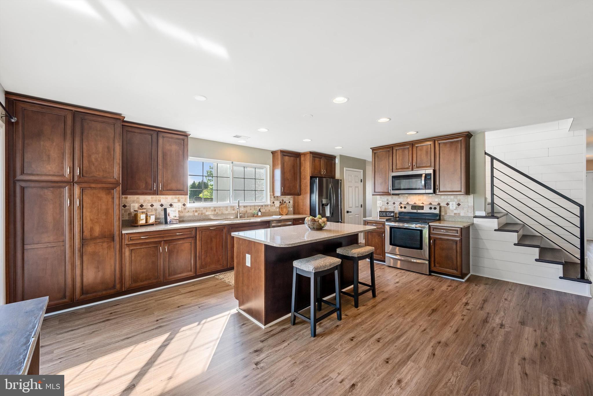 SHERIDAN ESTATES - Residential