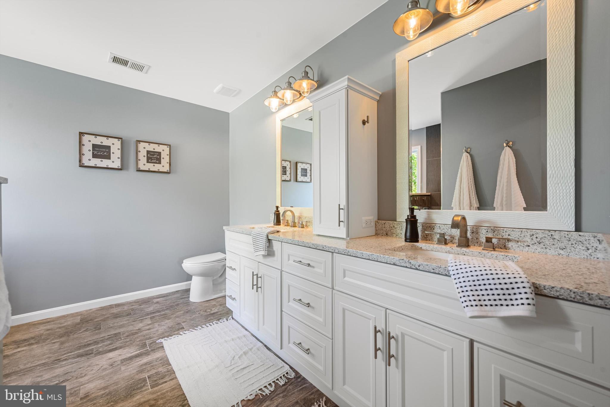 SHERIDAN ESTATES - Residential