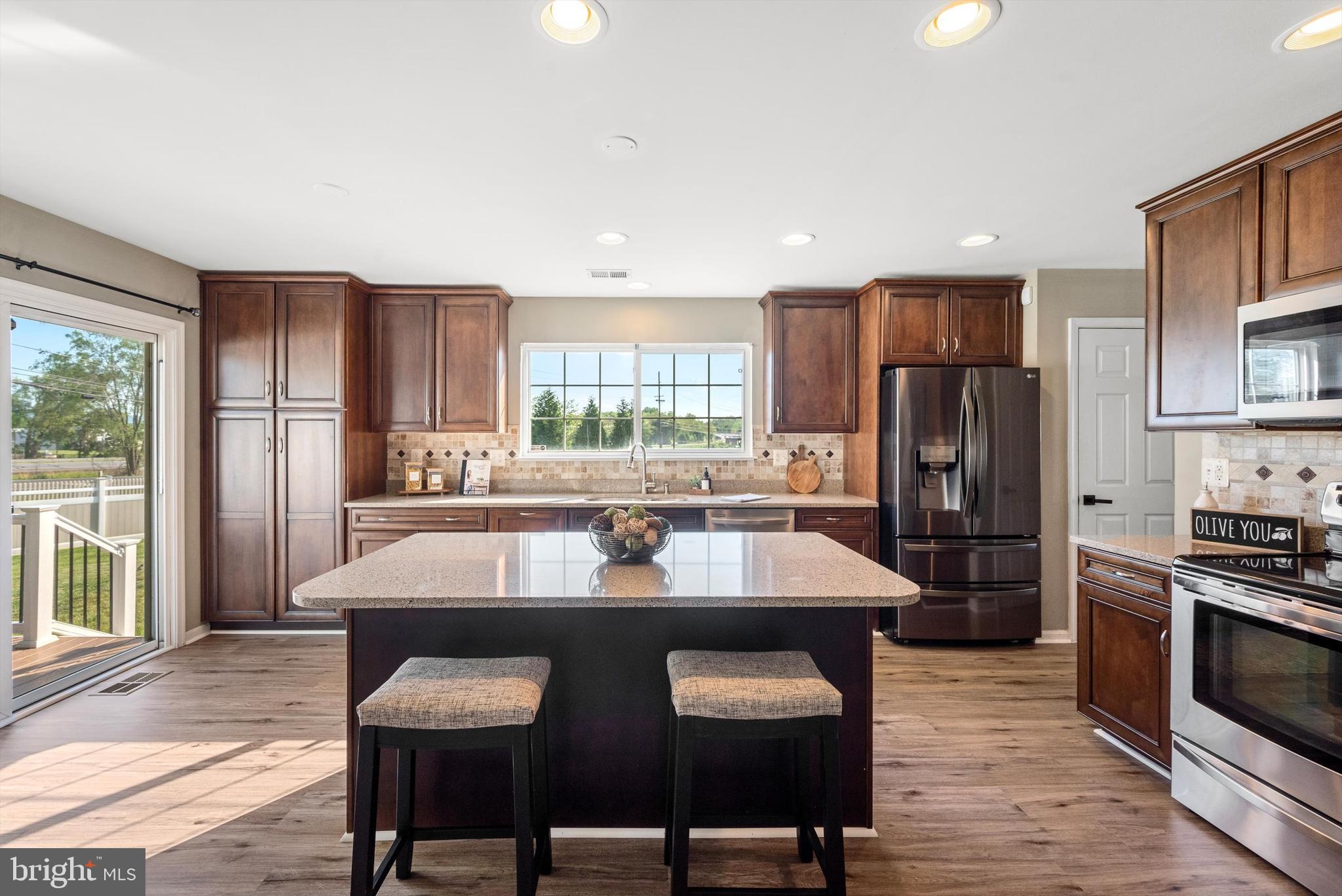 SHERIDAN ESTATES - Residential