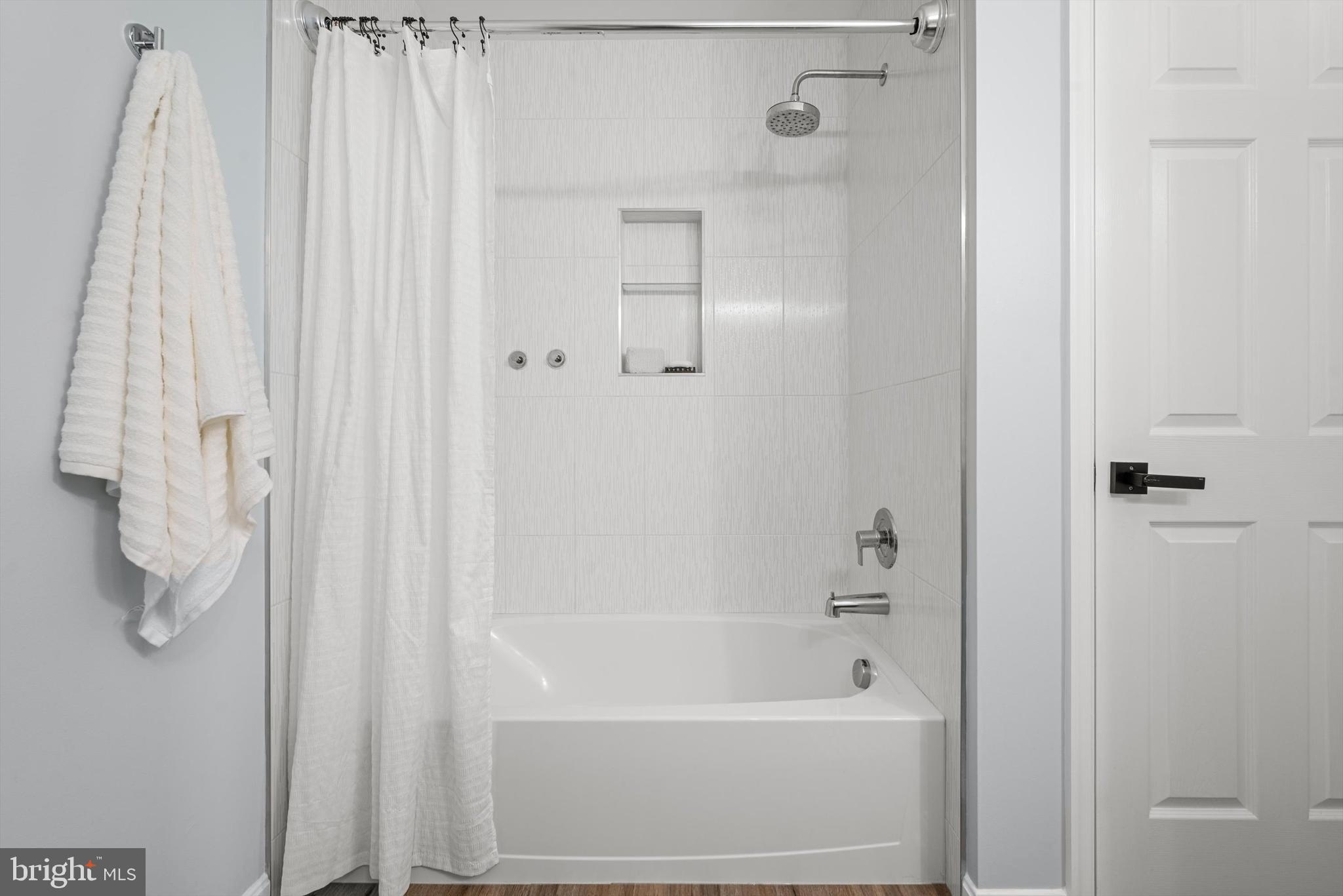 SHERIDAN ESTATES - Residential