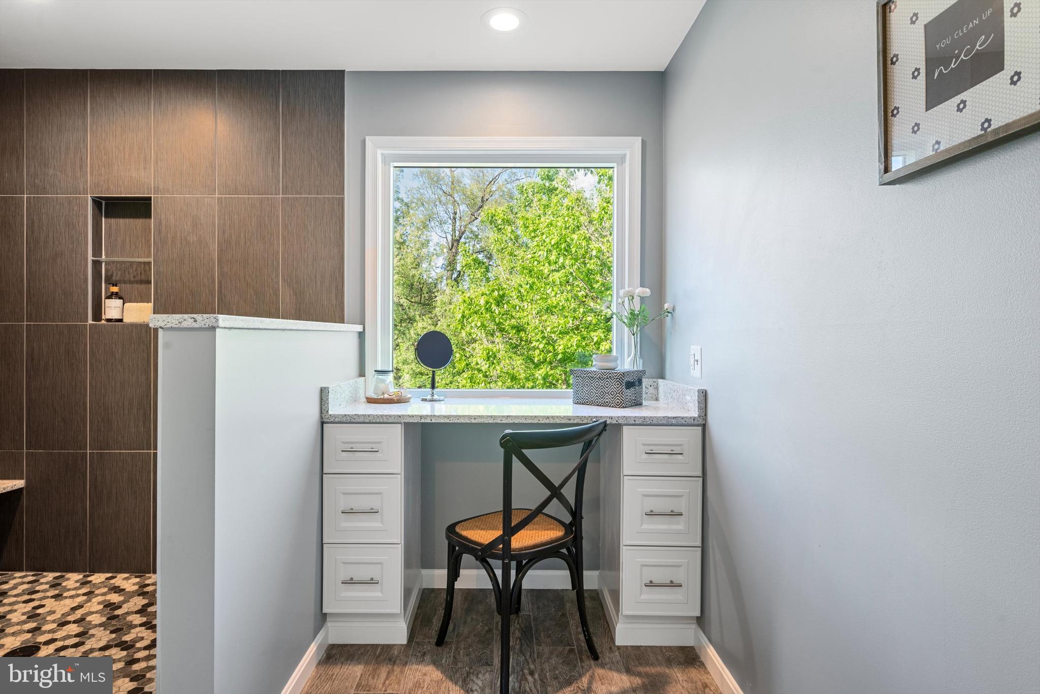 SHERIDAN ESTATES - Residential