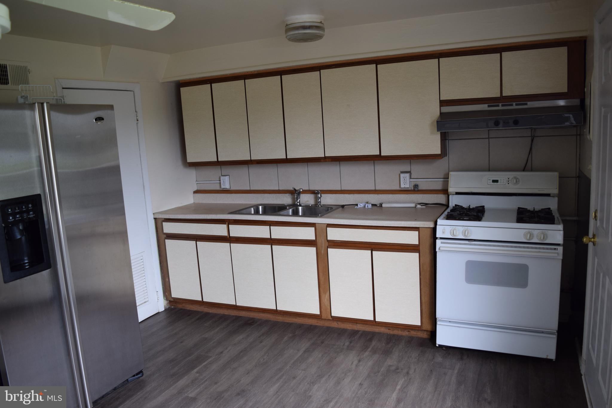 SOUTHFIELD - Residential Lease