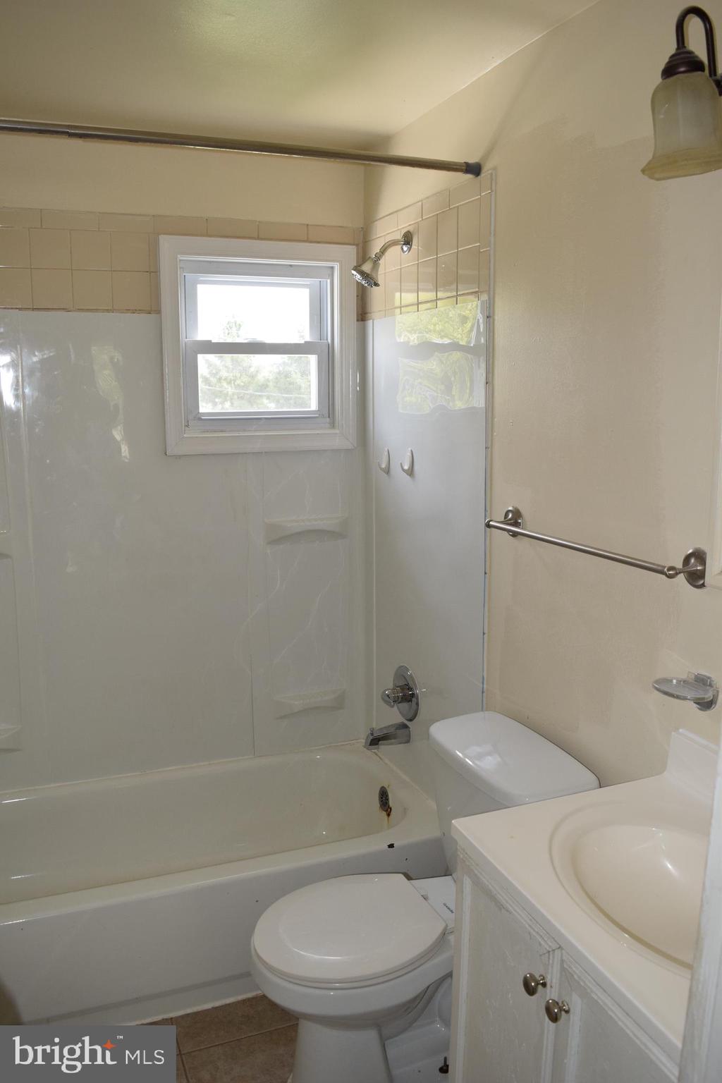 SOUTHFIELD - Residential Lease