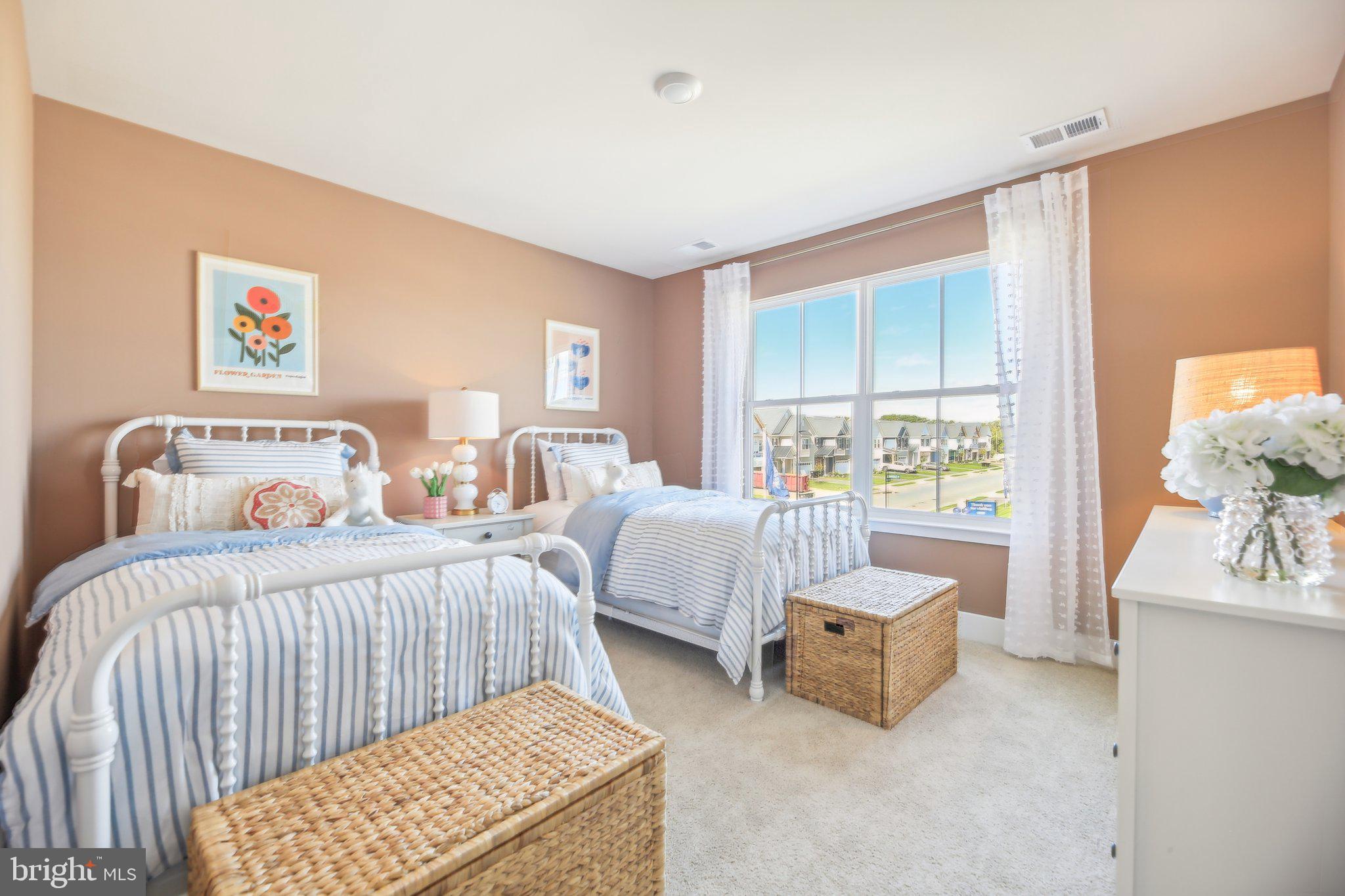 RETREAT AT WINDING CREEK - Residential