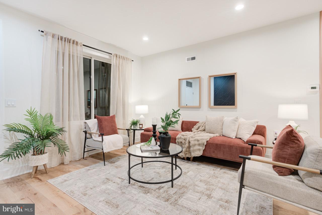 FISHTOWN - Residential