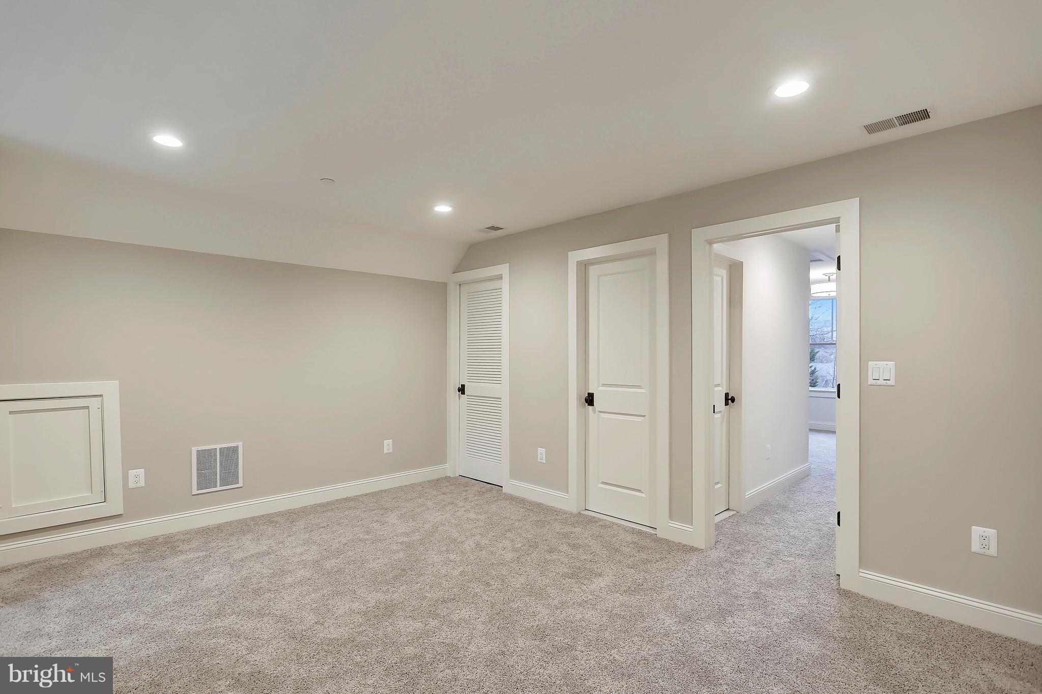 WEST CHEVY CHASE HEIGHTS - Residential