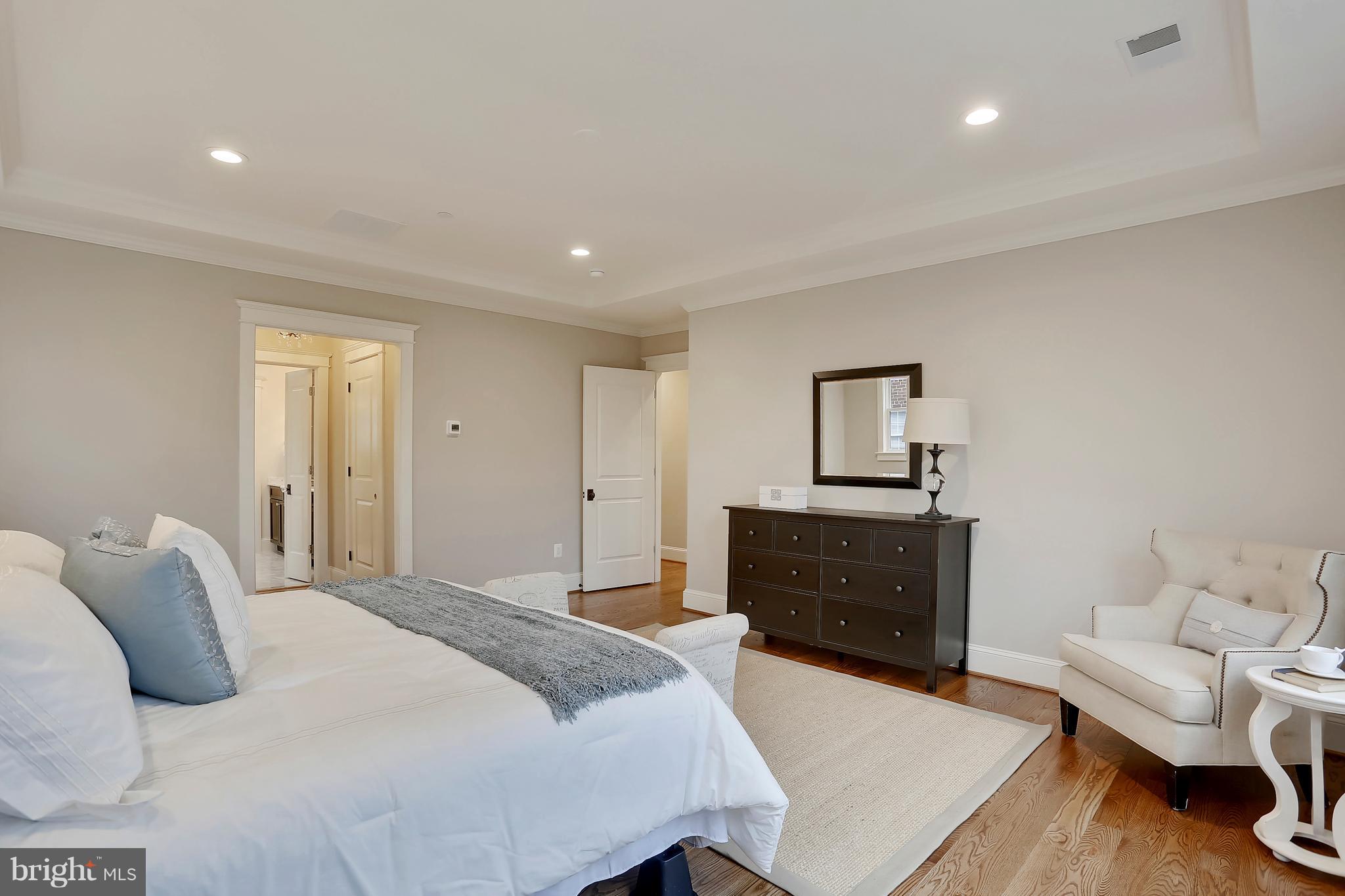 WEST CHEVY CHASE HEIGHTS - Residential