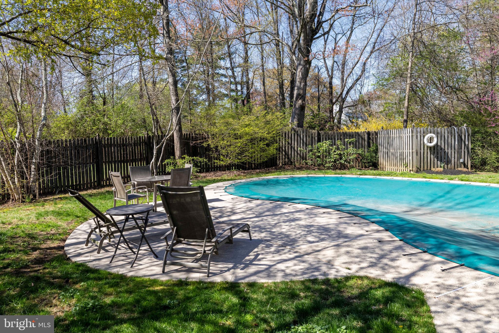 THE PINES - Residential