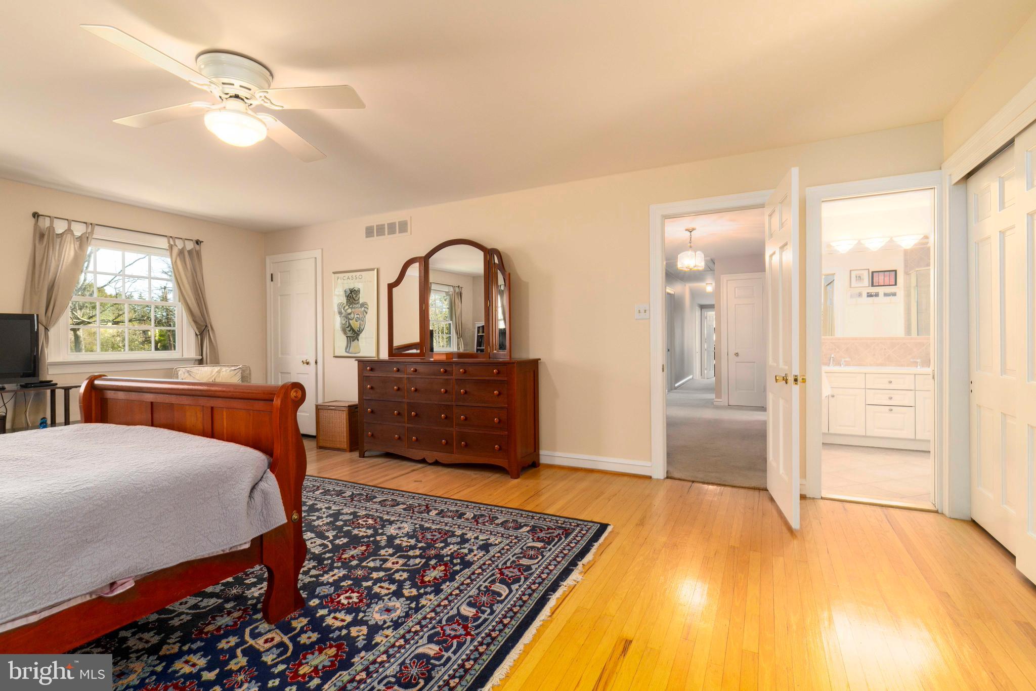 THE PINES - Residential