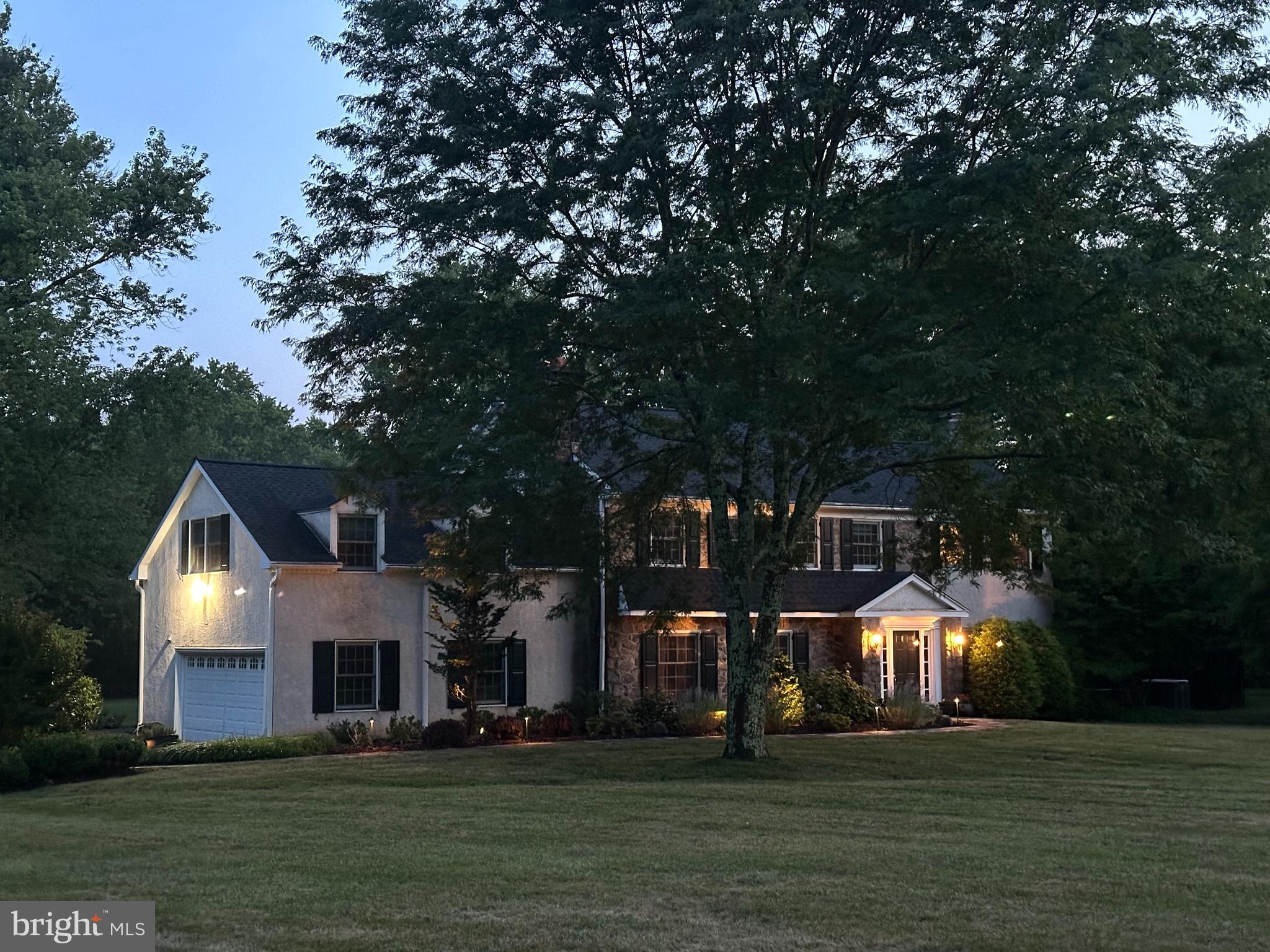 THE PINES - Residential