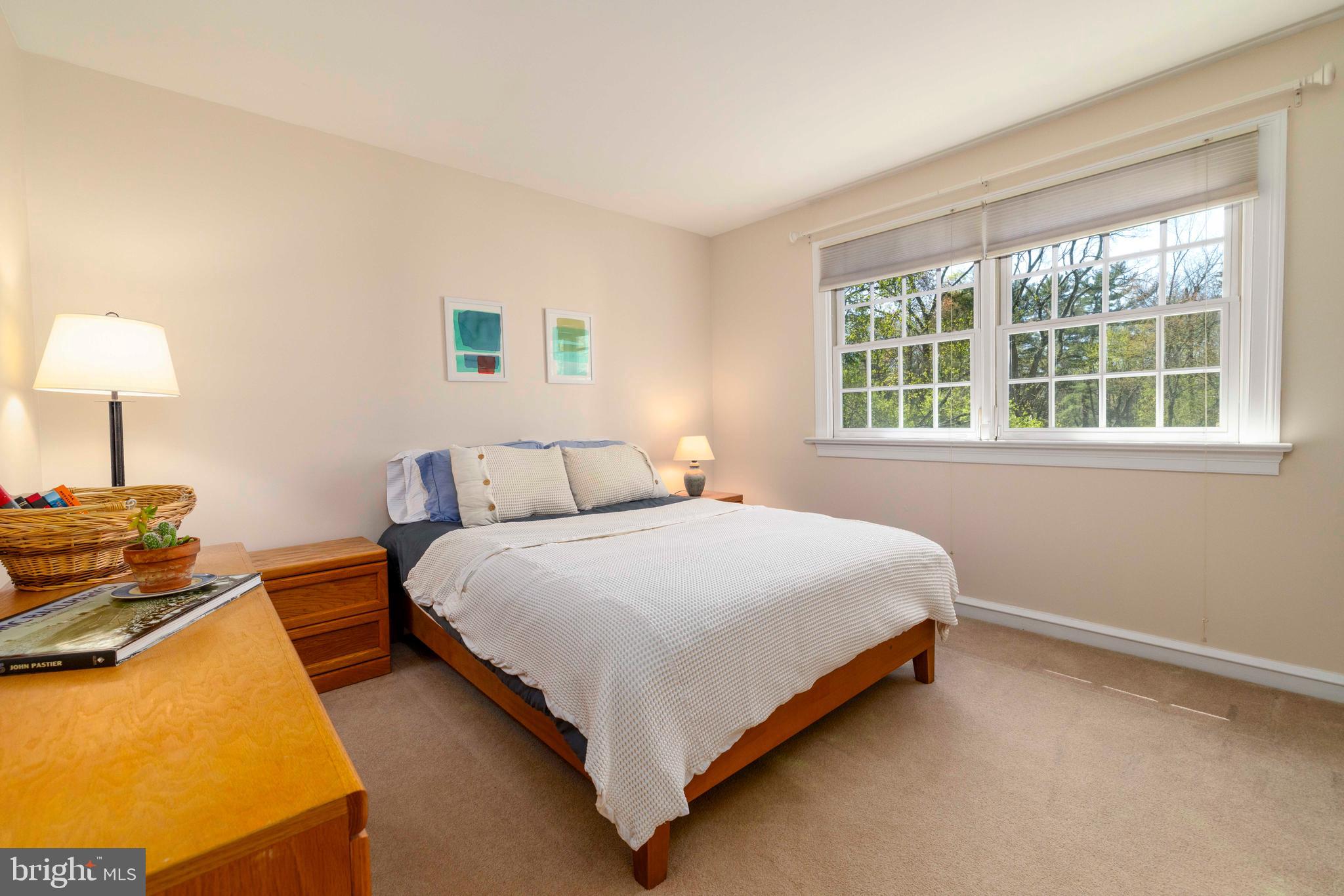 THE PINES - Residential