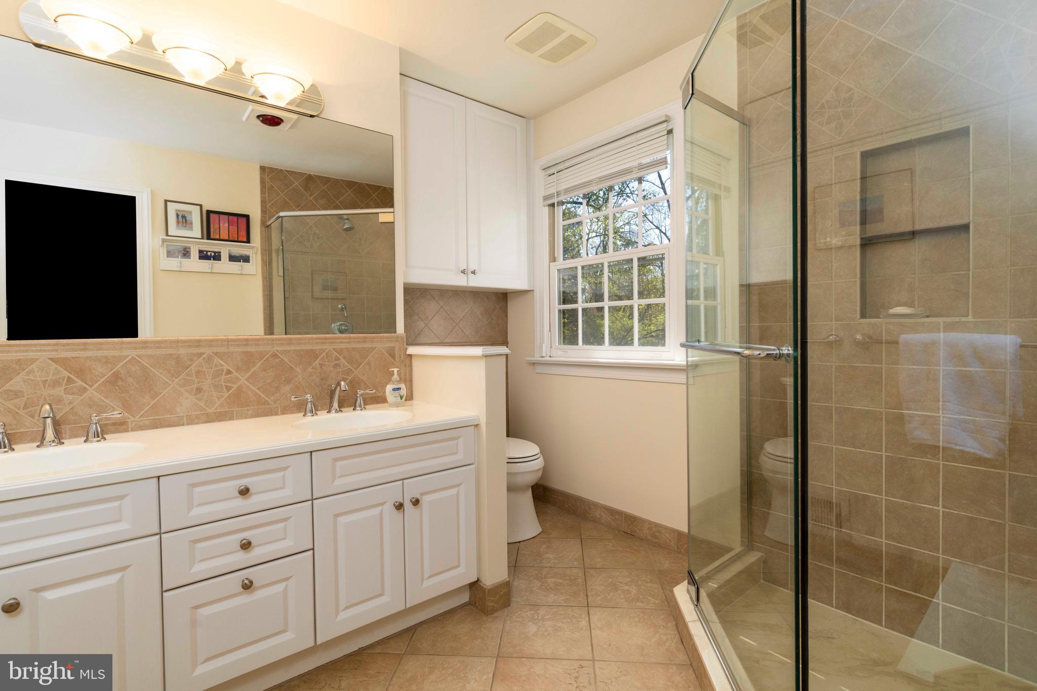 THE PINES - Residential