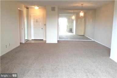 ROTONDA - Residential Lease