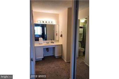 ROTONDA - Residential Lease