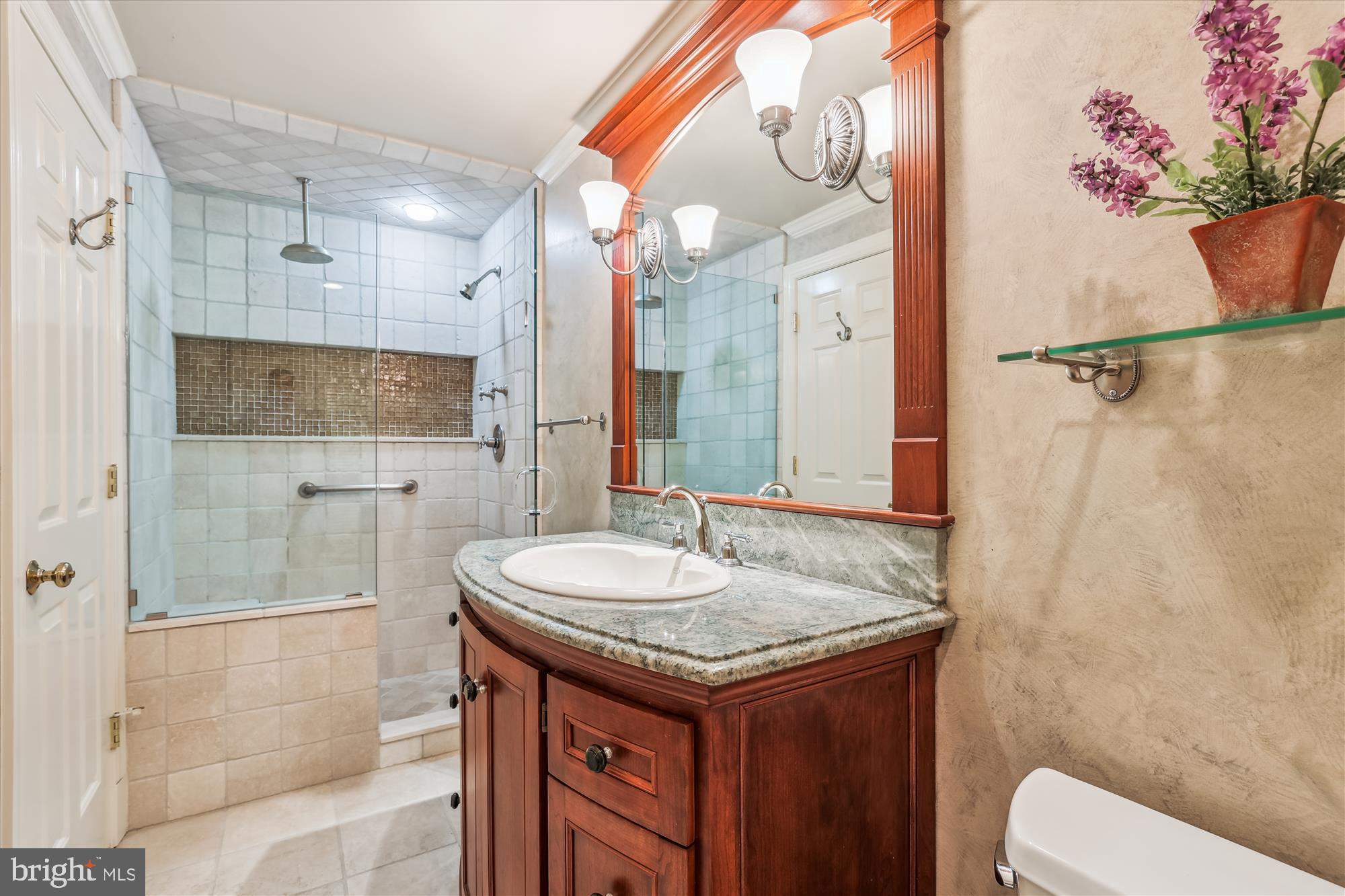 EDDINGTON TERRACE - Residential