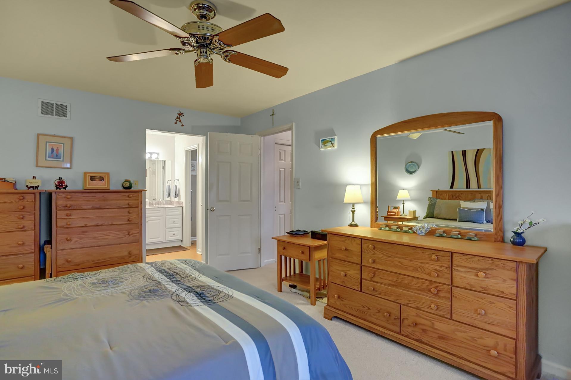 WILSHIRE MEADOWS - Residential